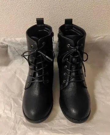 Lirio blanco 숏부츠