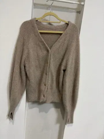 EMMEL REFINES EM 베이지 가디건