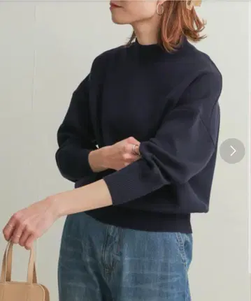 어반 리서치 도어스 보틀넥 긴팔 니트 네이비