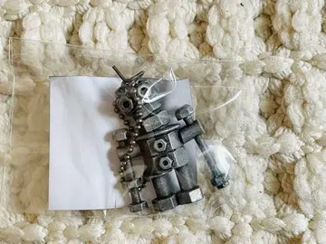 요네즈켄시 JUNK 가챠 가라쿠타군 키링