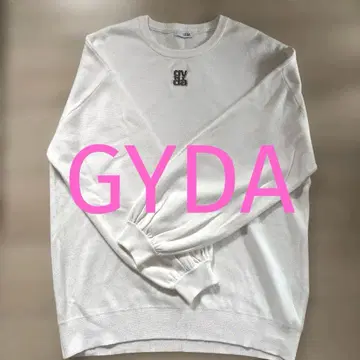 GYDA 니트 스웨터 새상품급 화이트