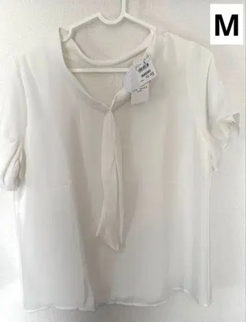 AOKI LES MUES 리본 포함 반팔 블라우스 M 화이트 보타이