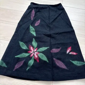 Sybilla 꽃무늬 플레어 스커트 블랙