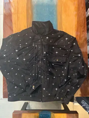 HUF 별 패턴 블랙 자켓