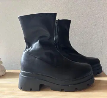 스트레치 통굽 숏부츠 L 사이즈 블랙