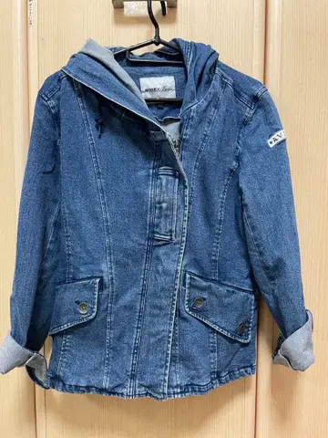 avirex 데님 후드 부착 점퍼