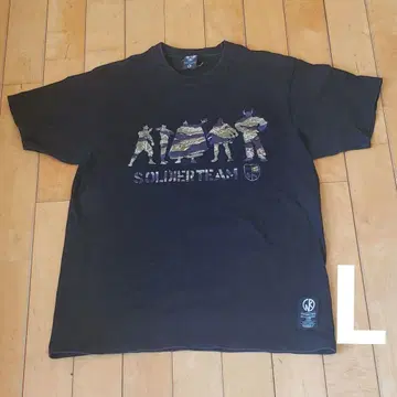 근육맨 블랙 T셔츠 L 사이즈 솔저팀 카모플라주 레어 T