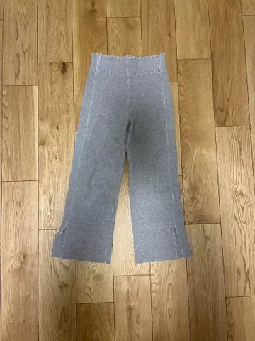 뷰티 앤 유스 슬릿 리브 니트 팬츠