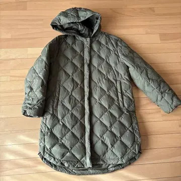 TAION x UNFILO 퀼팅 다운 자켓 올리브 그린