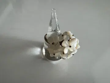 ERI TAKAHASHI 꽃 모티브 반지