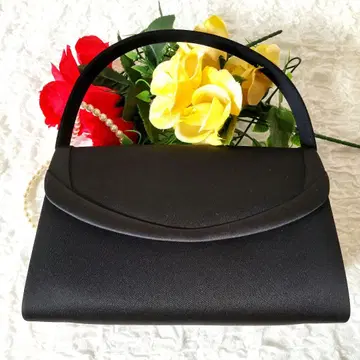 [ 새상품급 ] 이와사 이와사 새틴 절개 포멀 핸드백 관혼상제 덤 포함