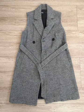 ZARA 지레 체크 베스트 하운드투스 체크 패턴