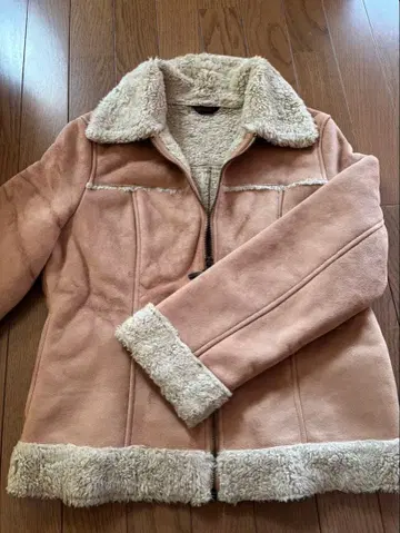 무스탕 코트 L 사이즈