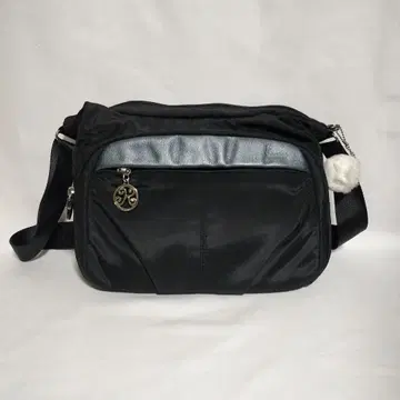 [ 새상품급 ] 카나나 프로젝트 숄더백 블랙