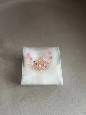 캐러멜 리본 깃털 반지