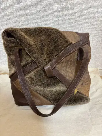 젠텐 브라운 계열 핸드백