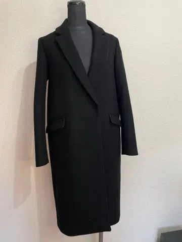 UNITED TOKYO 블랙 체스터 코트 사이즈 2