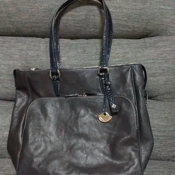 울티마 도쿄 레더 숄더 토트백