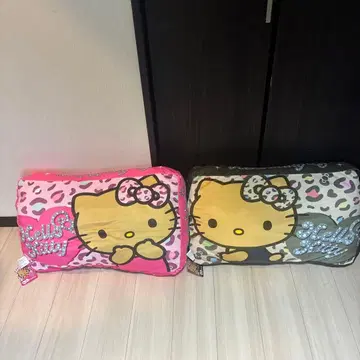 헬로키티 모찌모찌 쿠션 레오파드 무늬 핑크 브라운 2개