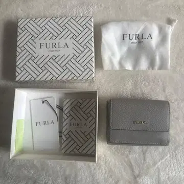 FURLA 3단 폴더형 지갑 박스 포함