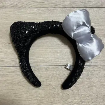 유니버셜 USJ 키티 머리띠 스팽글 블랙