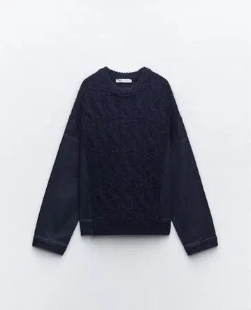 ZARA 대비 니트 & 데님 스웨터