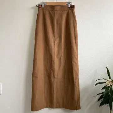 BEAUTY&YOUTH 페이크 스웨이드 롱 타이트 스커트 모카