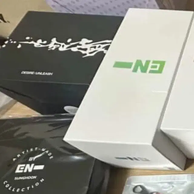 엔하이픈 월드 투어 왈크인더라인 파이널 더시티 서울 팝업 성훈 응원봉 백