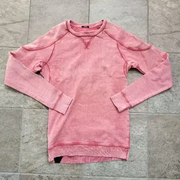 DENHAM 핑크 빈티지 맨투맨