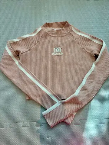 DARICH 핑크 리브 하이넥 T셔츠