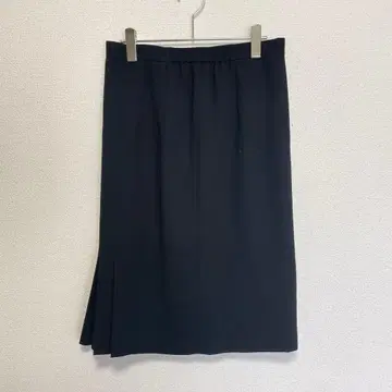 LINEAR 플리츠 종아리 기장 스커트 블랙 45