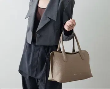 이아쿠치 토트백  M ALCE