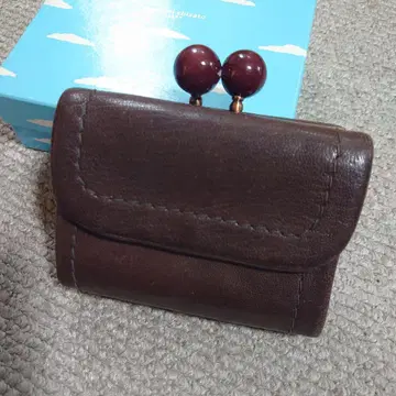 최종 가격! 츠모리치사토 이단 접이식 지갑