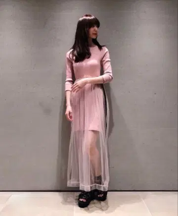 FUR FUR 핑크 원피스