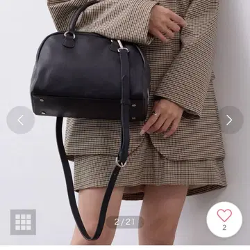 새상품 TREASURE TOPKAPI 블랙 핸드백