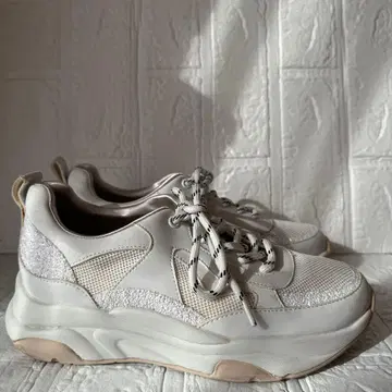 [플러스 다이애나] 청키 밑창 글리터 라메 통굽 스니커즈 22.5cm