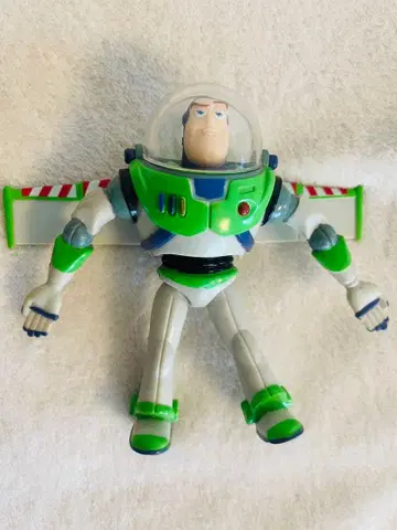 버즈 라이트이어 윙 포함 피규어 토이스토리