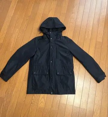 블랙 후드 부착 자켓