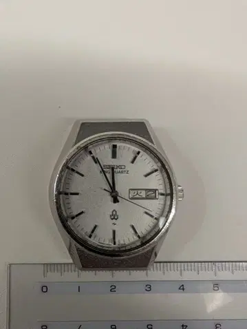 SEIKO 킹 쿼츠 손목시계
