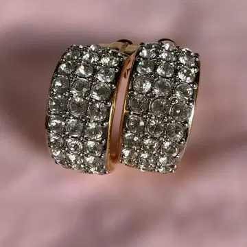 스와로브스키 SWAROVSKI 빅 사이즈 크리스탈 귀찌