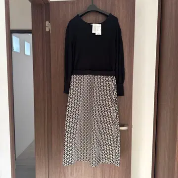 최종 가격! 새상품 미사용 grove 도킹 원피스 L