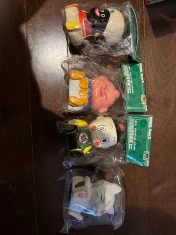 드래곤볼 피규어 5체 세트 소프트 비닐 저금통