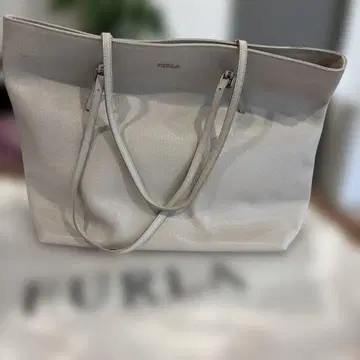 FURLA 라이트 그레이 토트백