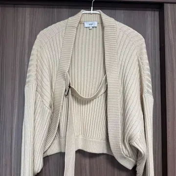 [ HYKE ] 명령어 스웨터 볼레로 사이즈 1