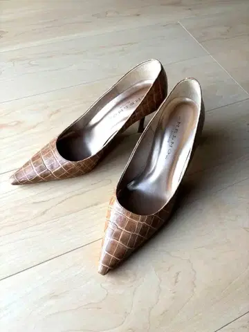 MELMO 스틸레토 하이힐 펌프스 천연 가죽 일본제 24cm