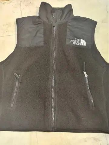 THE NORTH FACE 90s 블랙 플리스 베스트