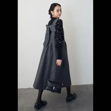 당일 발송 백리본 박스 실루엣 점프 스커트 frene 프라네 같은 형태