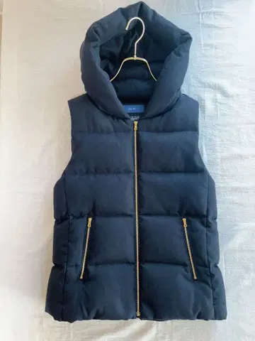 SHIPS 네이비 후드 부착 다운 베스트 S