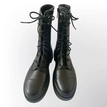 미사용 새상품 JIMMY CHOO 블랙 레이스업 부츠