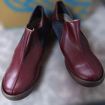 버건디 슬립온 로퍼 인조 가죽 S 사이즈